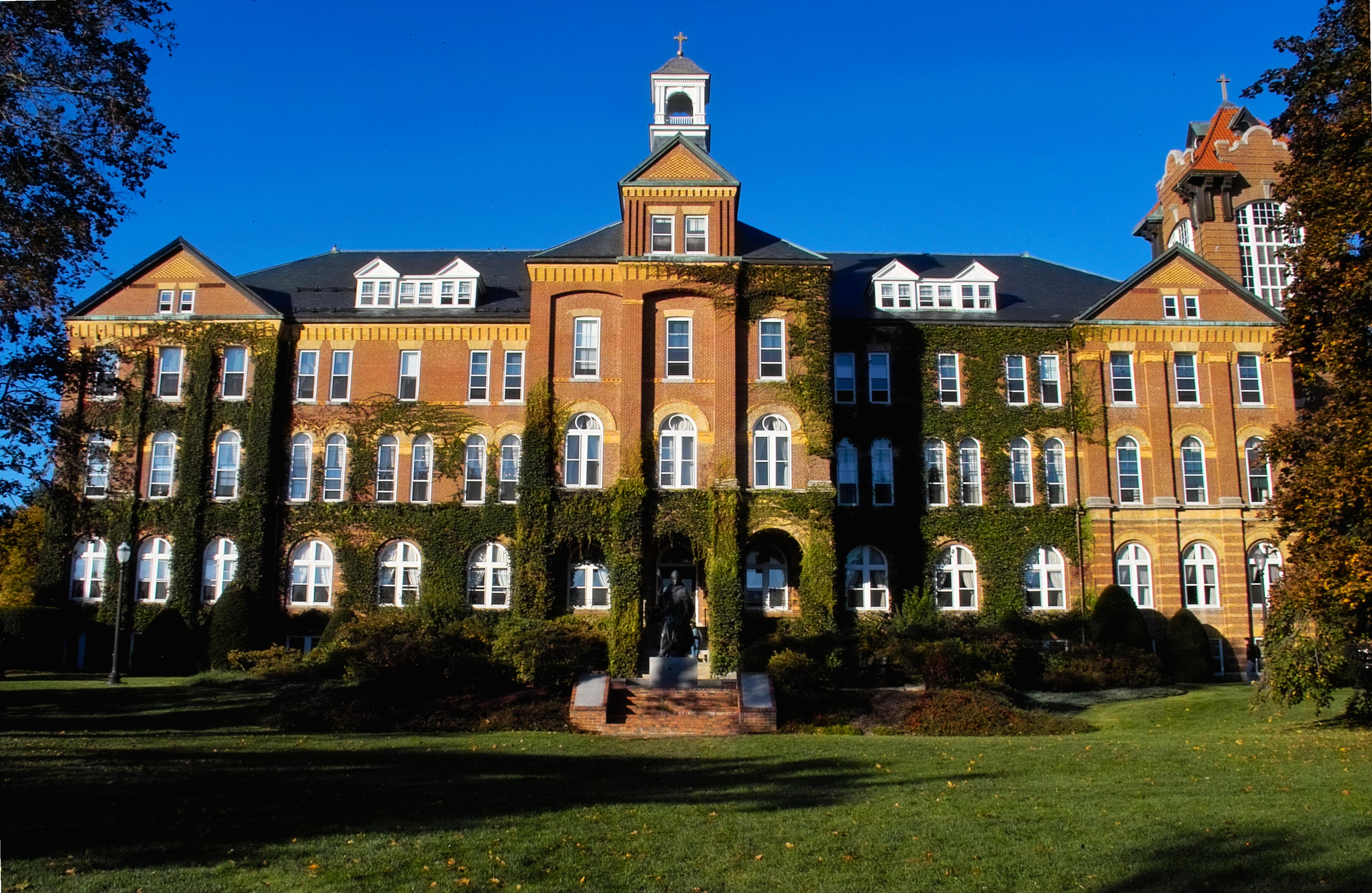 Top 100 Liberal Arts Colleges hàng đầu nước Mỹ năm 2020 - 4WORDS